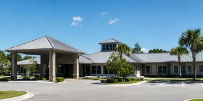 Modern-suburban-building-under-clear-skies